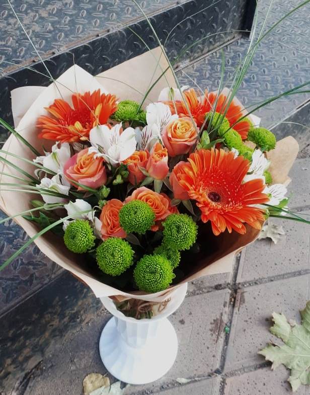 Букет цветов из: Герберы, Хризантемы, Альстромерии и Розы в Агинском