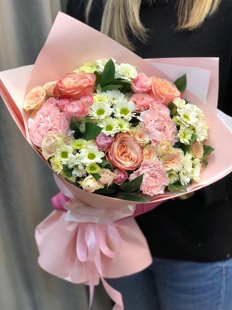 Букет цветов из: Гвоздики, Розы и Хризантемы в Агинском