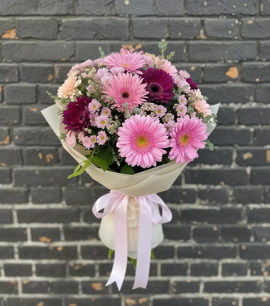 Букет цветов из: Герберы и Хризантемы в Агинском