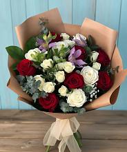 Букет цветов из:  Розы и Альстромерии в Агинском