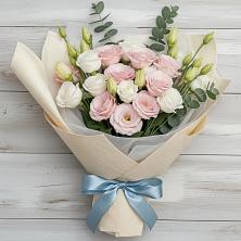 Букет цветов из:  Лизиантусы в Агинском