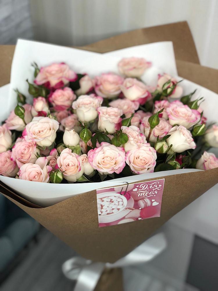 Букет цветов из: Розы в Агинском