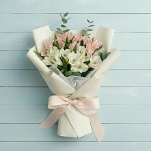 Букет цветов из:  Альстромерии #REPLACE_PRED# Агинском