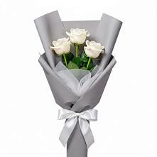 Букет 3 белые розы в Агинском