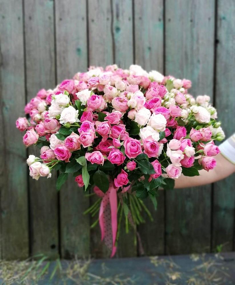 Букет Розовые кустовые розы Натали и Лав Лидия в Агинском