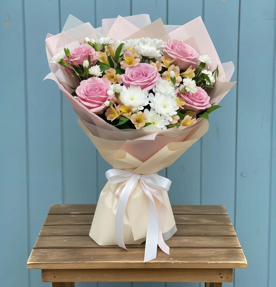 Букет цветов из: Гвоздики, Орхидеи и Розы в Агинском