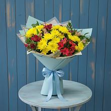 Букет цветов из:  Альстромерии и Хризантемы в Агинском
