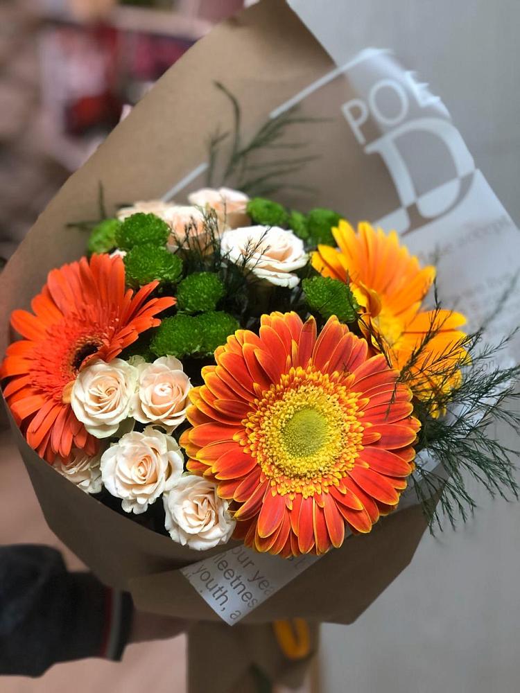 Букет цветов из: Герберы, Хризантемы и Розы в Агинском