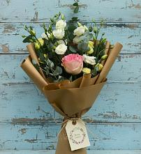 Букет цветов из:  Розы и Лизиантусы в Агинском